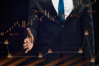 20 Best Dividend Stocks Investors Can Add to Their Watchlist