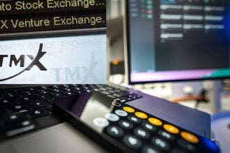 Toronto S&P/TSX came under pressure on Thursday, dropped 0.6% to 29,582.25 points