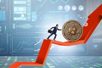 Bitcoin jumps 2.5% to $123,671 as crypto rally builds