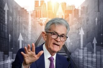 S&P 500 end higher as Fed officials hint at slower rate hikes